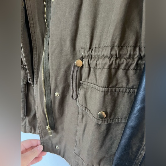 H&M jacket - Picture 4 of 10